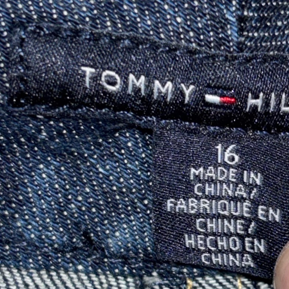Tommy Hilfiger Denim Jean Mini Skirt Size 16 Dark Wash Classic Casual 5 Pocket - Picture 4 of 4